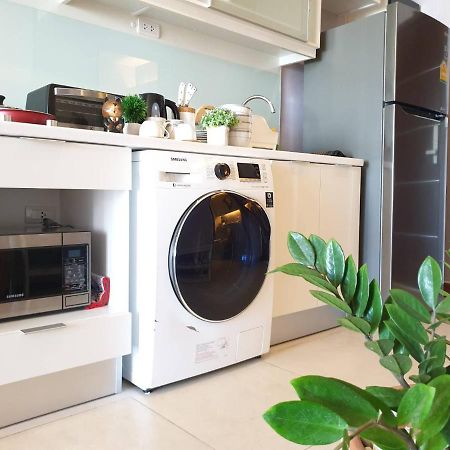 The Astra Chiang Mai Apartment Екстериор снимка