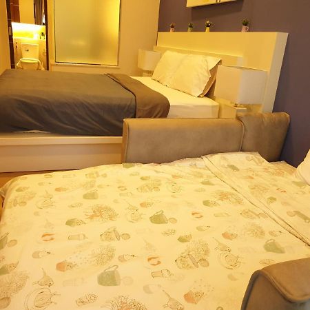The Astra Chiang Mai Apartment Екстериор снимка