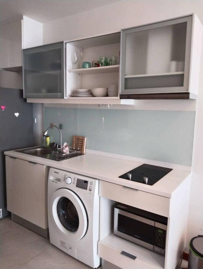 The Astra Chiang Mai Apartment Екстериор снимка