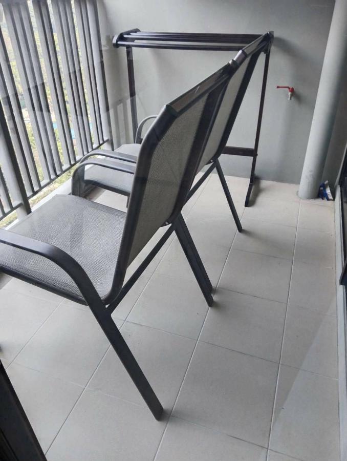 The Astra Chiang Mai Apartment Екстериор снимка