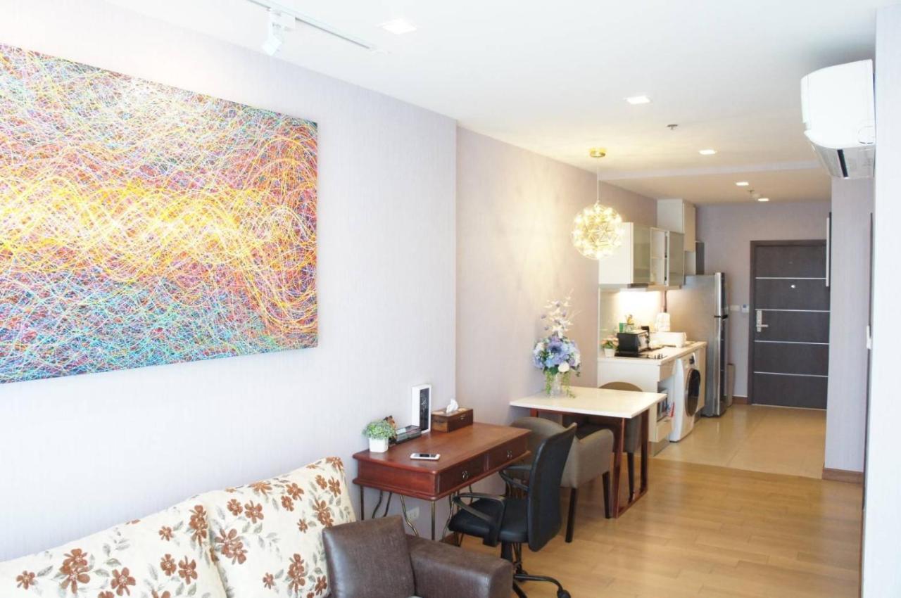 The Astra Chiang Mai Apartment Екстериор снимка