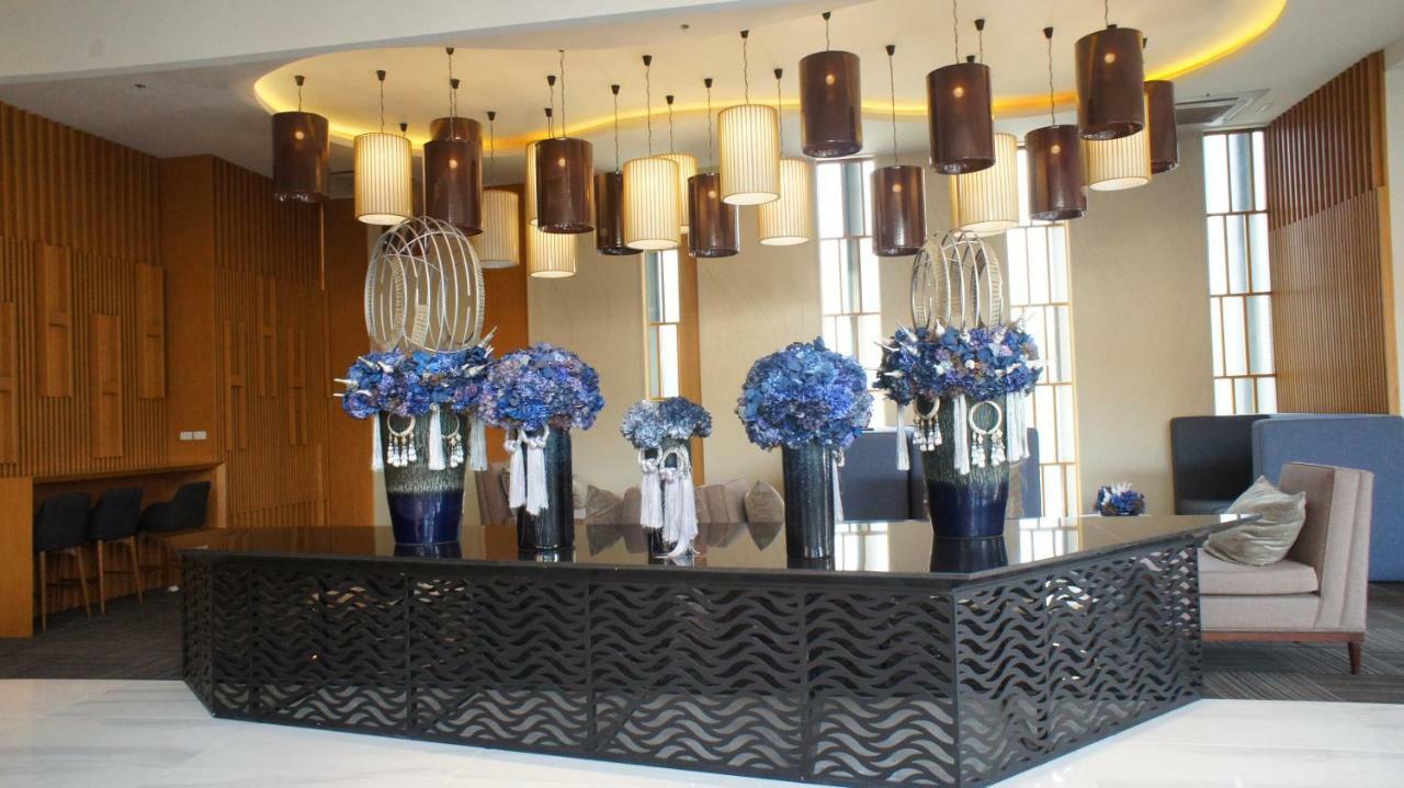 The Astra Chiang Mai Apartment Екстериор снимка