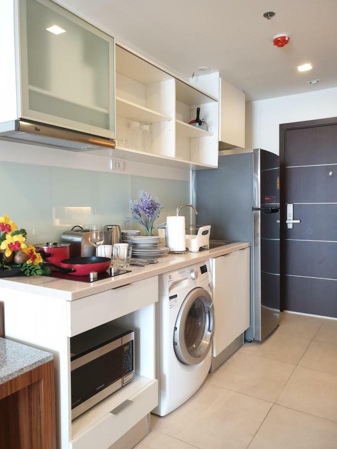 The Astra Chiang Mai Apartment Екстериор снимка