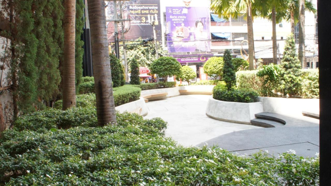 The Astra Chiang Mai Apartment Екстериор снимка